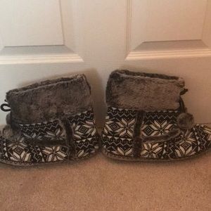 Fuzzy Slipper Boots